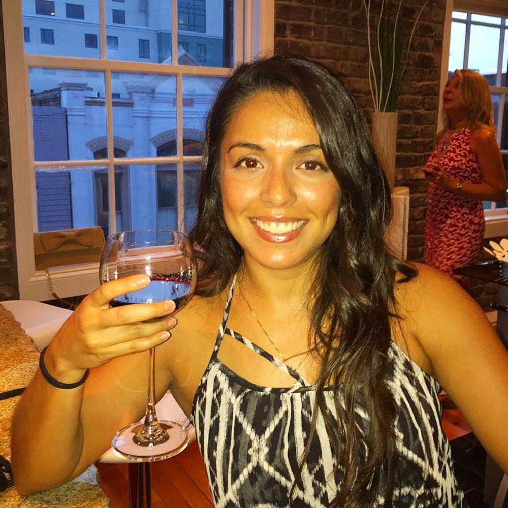 Meet your Posher, Felicia